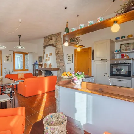 Li Feruli By Interhome